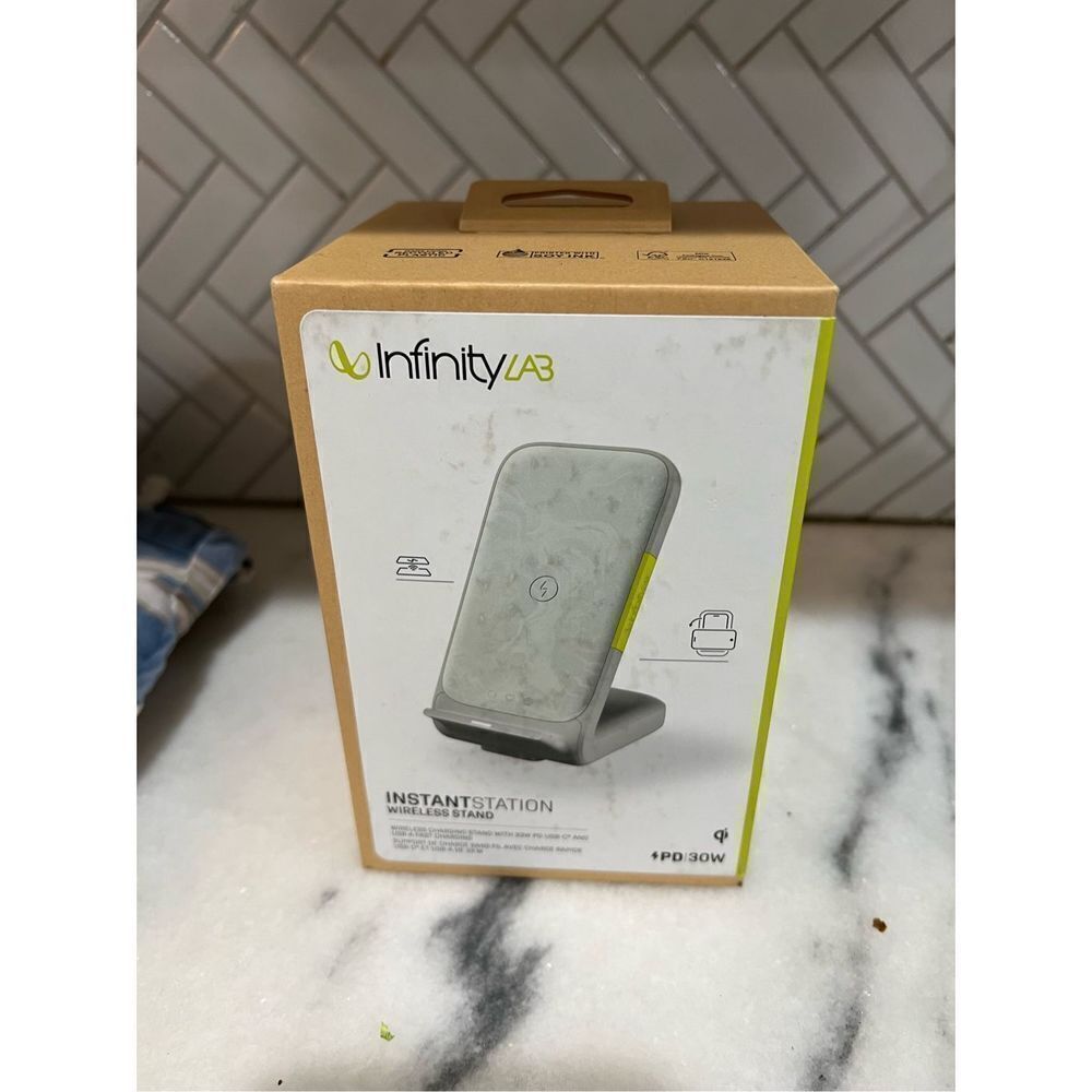Harmann Infinity Lab Instant Station Wireless Stand Docking Station Pd 30W New